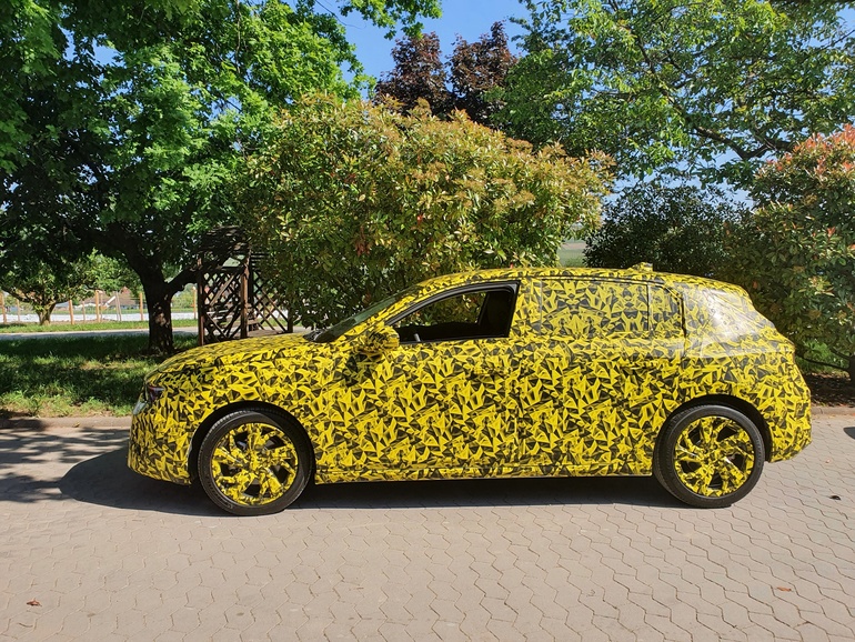 Prototypentest mit dem neuen Opel Astra