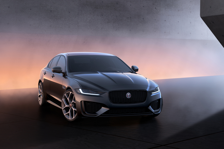Jaguar: Neue 300 Sport-Versionen von XE und XF
