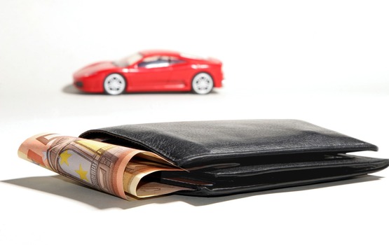 Sparen beim Autokauf – wie viel Auto kann ich mir leisten? 