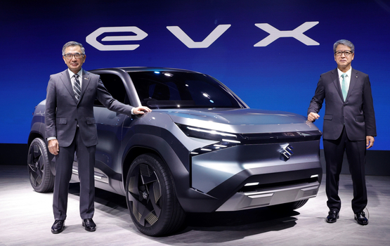 Suzuki eVX feiert Premiere