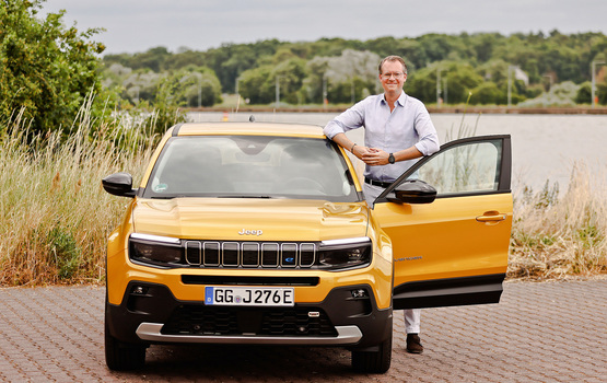 Christopher Rux spricht für Jeep und Citroen