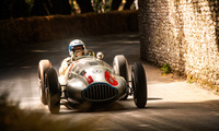 Mercedes-Benz Heritage lässt in Goodwood Silberpfeile glänzen