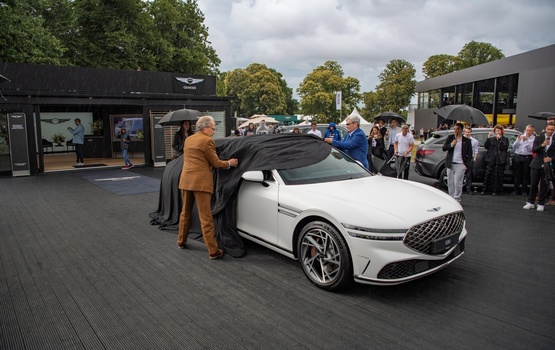 Genesis G90 feiert Europapremiere