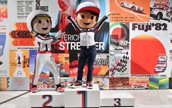 Porsche Museum: Sommerferien mit Tom Targa und Tina Turbo