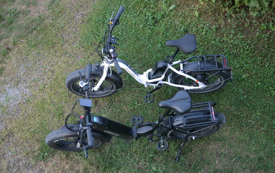 Vergleichs-Test: Kompakt-Faltpedelecs RadExpand 5 und Eskute Star  - Dicke Reifen, viel dahinter