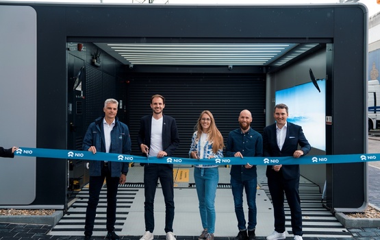 Nio powert bei Lade- und Batterietausch-Infrastruktur