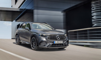 Mercedes-AMG GLC 63 S E Performance-Hybrid-SUV am Start