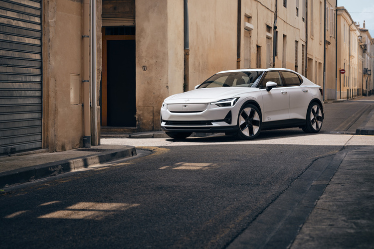 Die Schweden starten Polestar 2 Auslieferungen