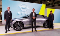 IAA Mobility: Opel Experimental feiert Weltpremiere