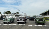 Land Rover ehrt Queen Elizabeth II.