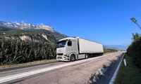 Prototyp des eActros 600 elektrisiert
