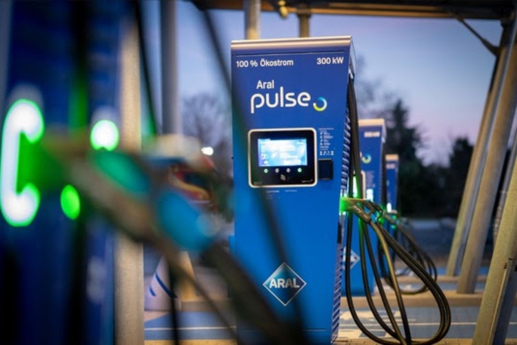 Aral pulse bester deutscher Ladenetzbetreiber