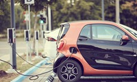 Dichtemessung in Elektrofahrzeug-Batteriesystemen: Herausforderungen und Lösungen