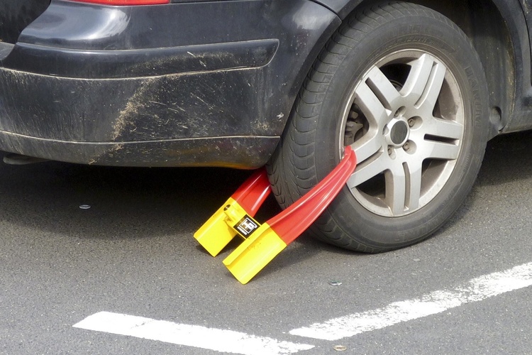 Wie man sich vor Autodiebstahl schützen kann