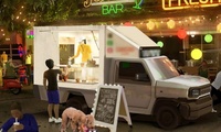 Japan Mobility Show 2023: Toyota IMV 0 als rollendes Cafe