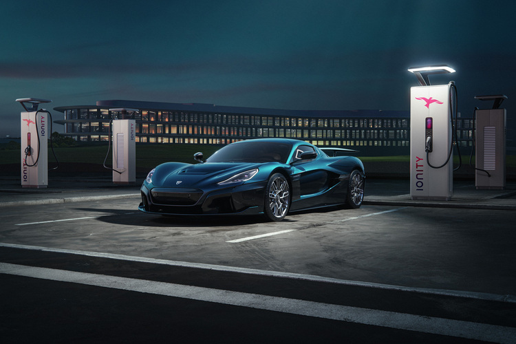 Mit dem Rimac Nevera kostenlos bei Ionity laden