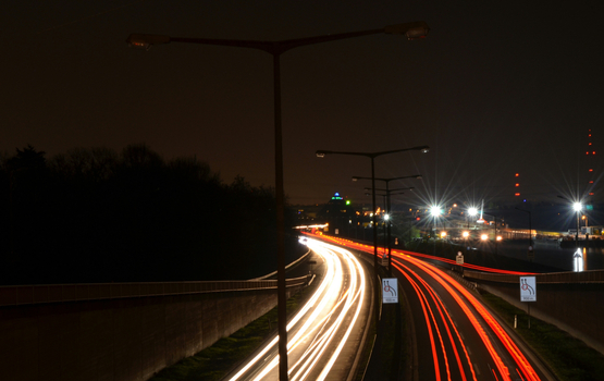 Richtig reagieren bei Falschfahrer-Meldung