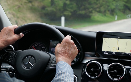 Sicher Auto fahren auch im Alter