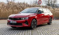 Erste Fahrt im vollelektrischen Opel Astra Sports Tourer