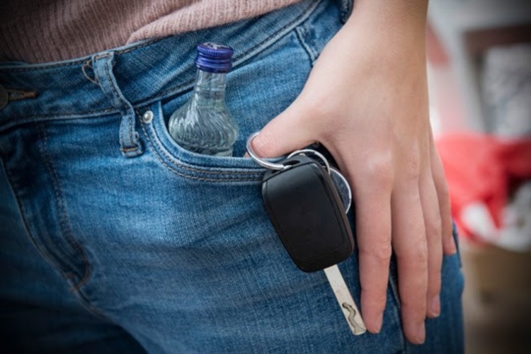 Alkohol im Blut, Hände weg vom Steuer