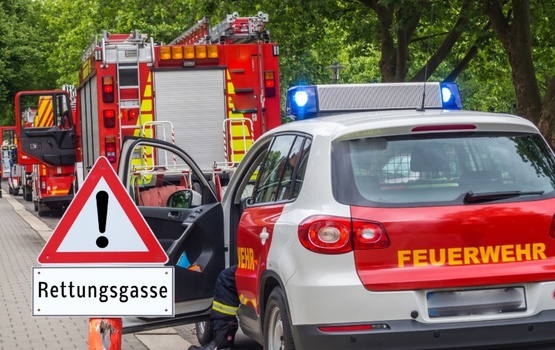 Keine Rettungsgassenpflicht innerorts