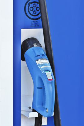 Elektroautos tanken billiger