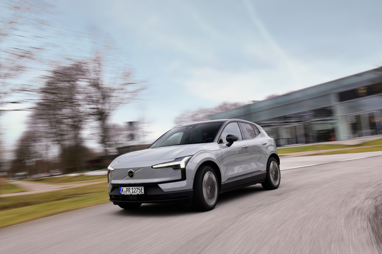 Ganztägige Probefahrten mit dem Volvo EX30