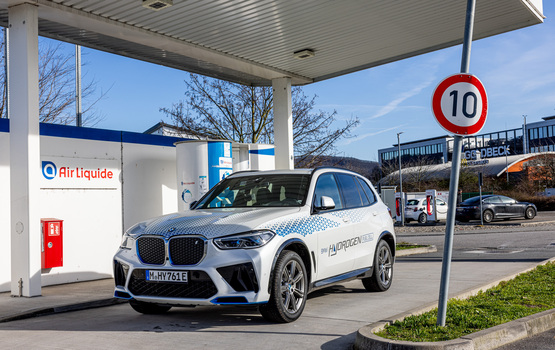 Prototyp BMW iX5 Hydrogen im Praxistest