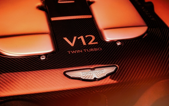 Aston Martin: Neuer Zwölfzylinder mit 835 PS