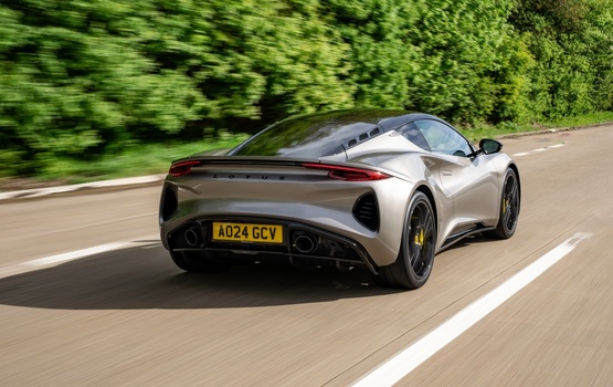 Lotus Emira First Edition ab 94.495 Euro