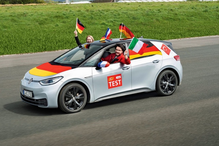 Autodekoration zur EM 2024 im Test