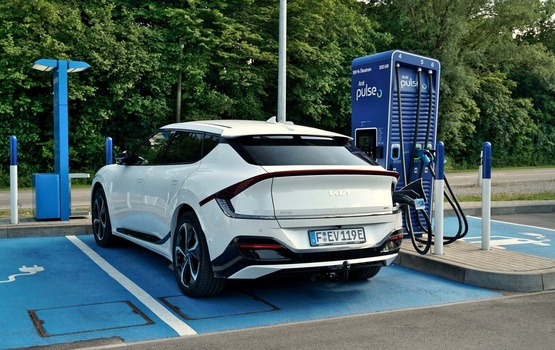 Kia Service: Noch günstiger schnell laden