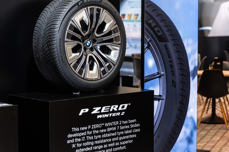 BMW 7er Serie und Pirelli