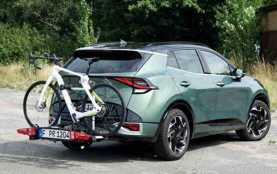 Ratgeber: Pedelec-Transport im Auto - Wenn E-Bikes huckepack reisen
