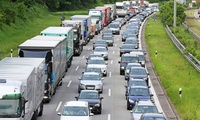 Stau auf der Autobahn - und nun?