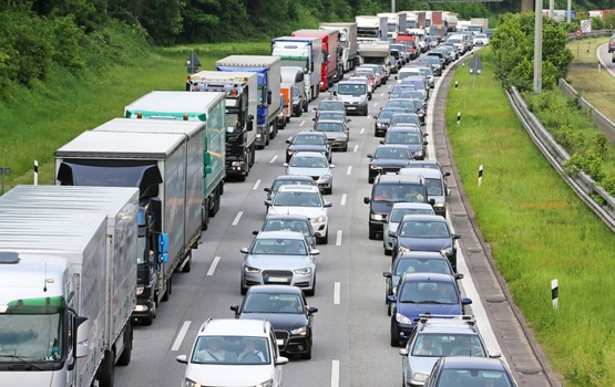 Stau auf der Autobahn - und nun?