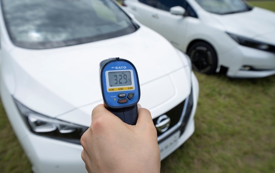 Nissan testet kühlenden Lack