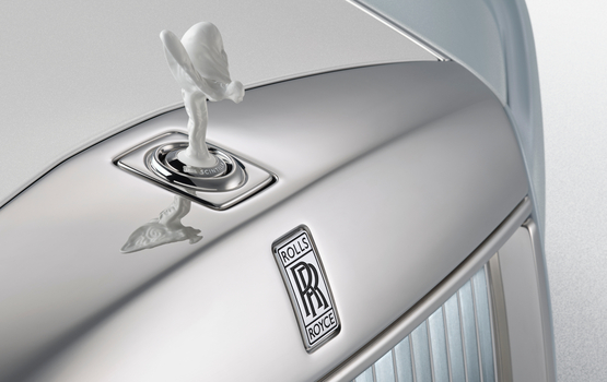 Rolls-Royce: Kühlerfigur in Keramik-Ausführung