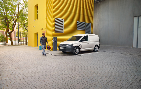 Caddy Cargo eHybrid ab 36.985 Euro netto