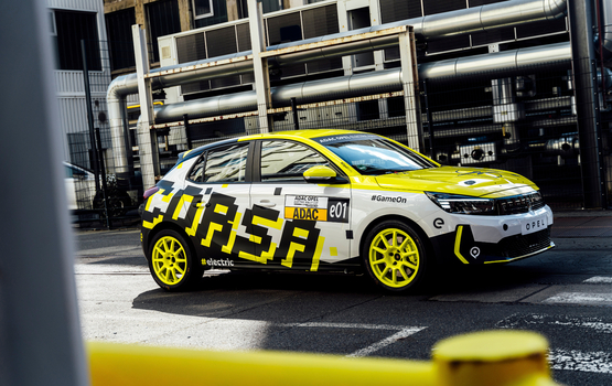 Opel Corsa Rally Electric im Look der Gamescom