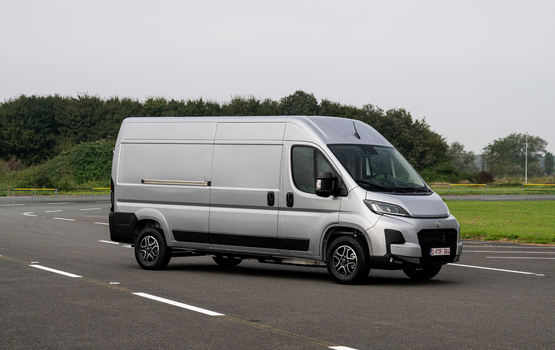 Großer Toyota Proace Max für Europa