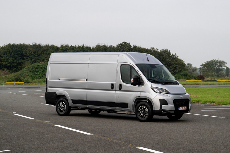 Großer Toyota Proace Max für Europa