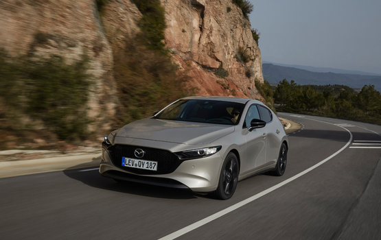 Mazda3 bleibt ''Wertemeister'' unter den Kompakten