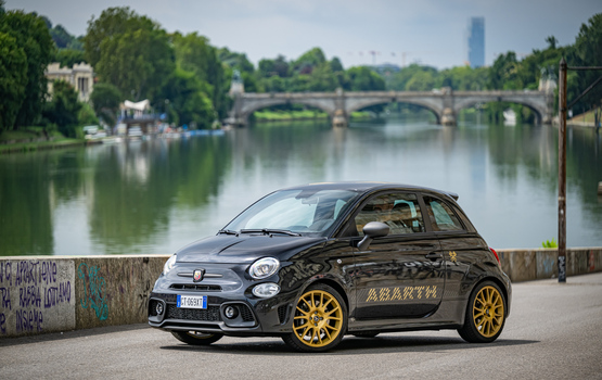 Im Zeichen des Skorpions - 75 Jahre Abarth