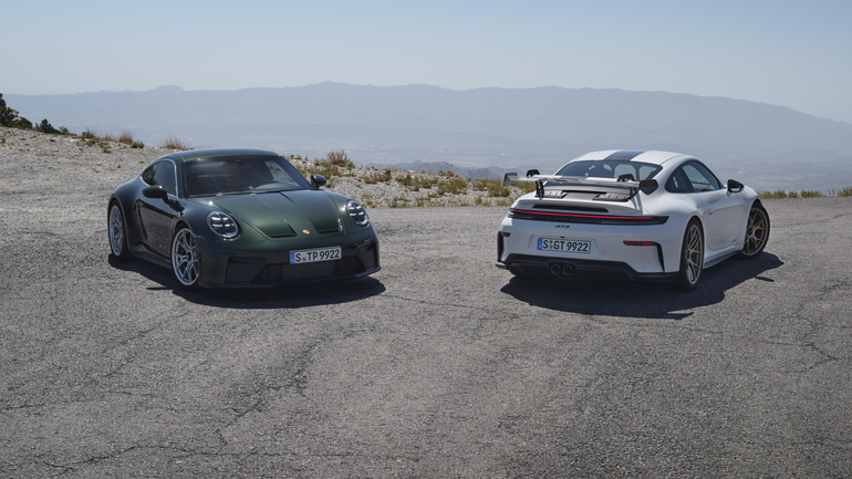 Neue Porsche Sportwagen 911 GT3 und 911 GT3 mit Touring-Paket