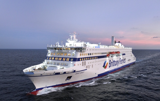 Riesenbatterien für Hybridschiffe - Stark wie 100 Mercedes EQS