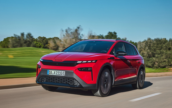 Fahrbericht: Skoda Elroq   - Kleiner Bruder mit großen Zielen 