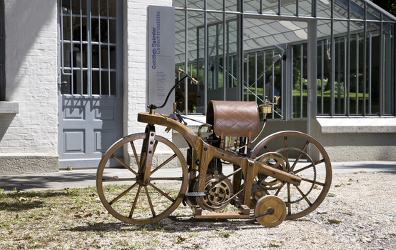 Automobile Jubiläen 2025  - Die Neuen sind die Alten 