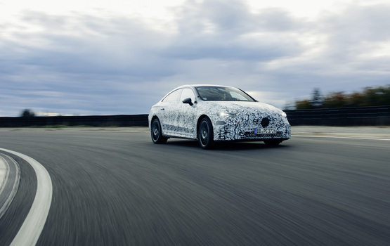 Mitfahrt im neuen Mercedes CLA  - Schnell laden, weit fahren 
