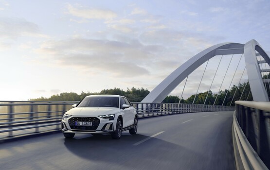 Neuwagen-Preise in Europa  - Teuerung bei Verbrennern am stärksten 